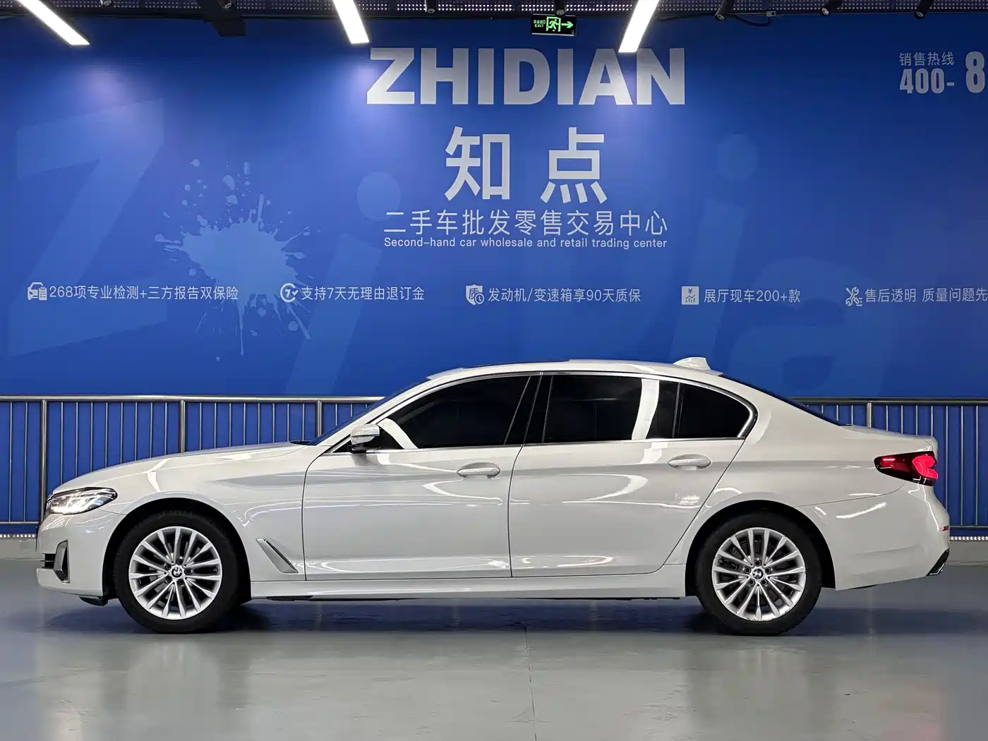 BMW 5 Series 2021 525Li Luxury Package фото 31