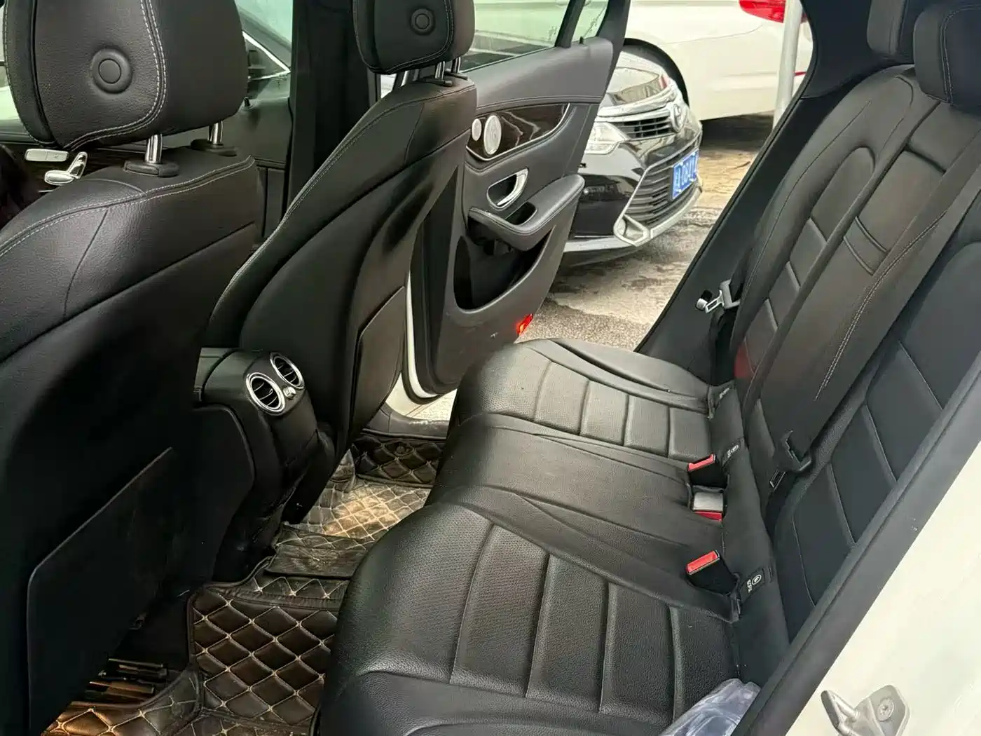 Mercedes-Benz GLC 2017 GLC 260 4MATIC Dynamic фото 6