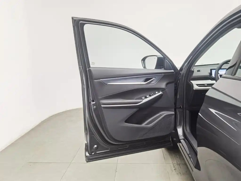 Photo 8 - Changan CS75 PLUS