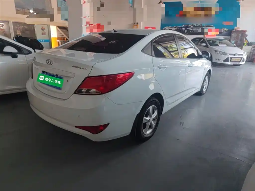Hyundai Verna 2014 1.4L Automatic Smart GLS фото 7