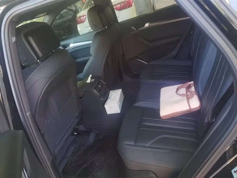 Audi Q5L 2023 40T Luxury Dynamic фото 11