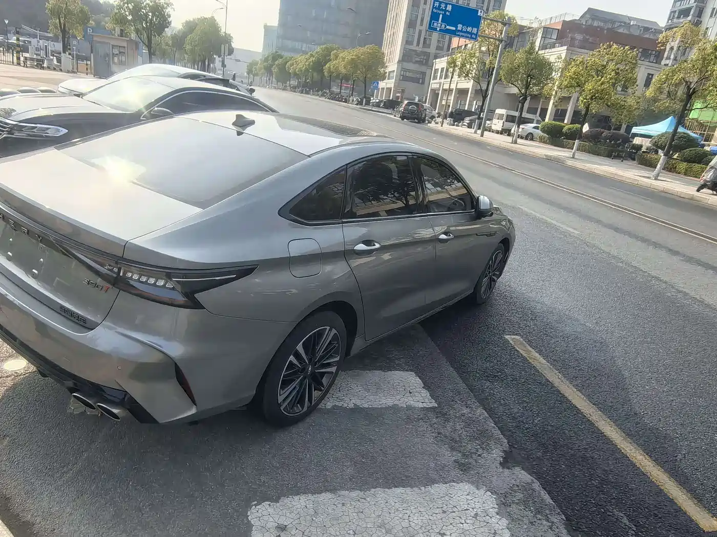 CHERY ARRIZO 8