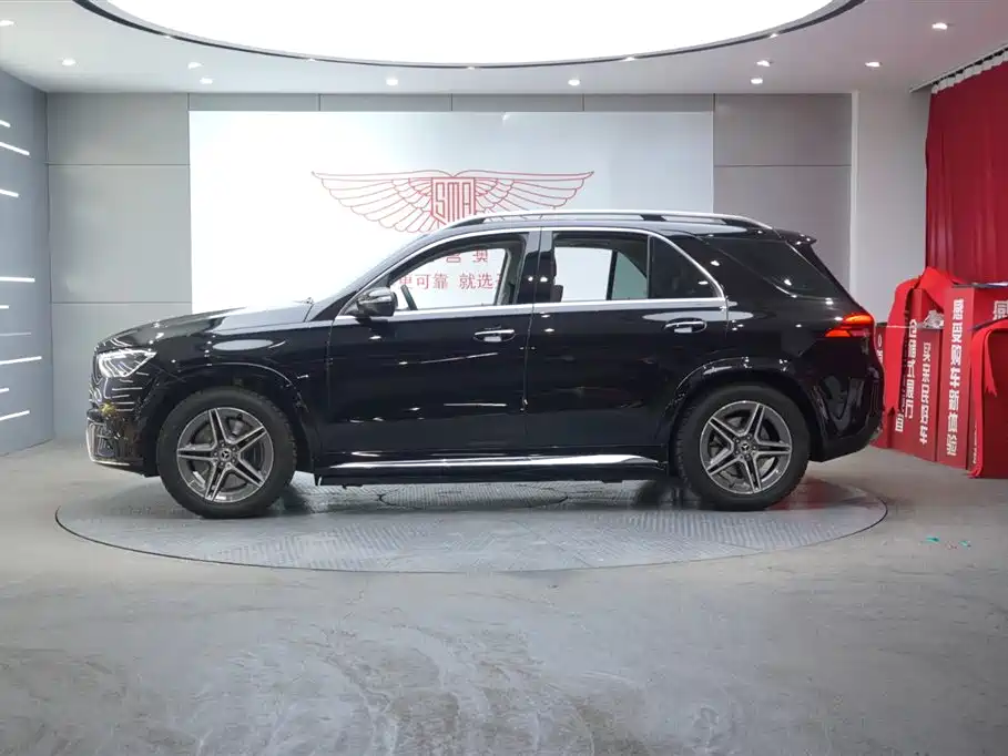 Mercedes-Benz GLE 2024 GLE 450 4MATIC Fashion фото 4