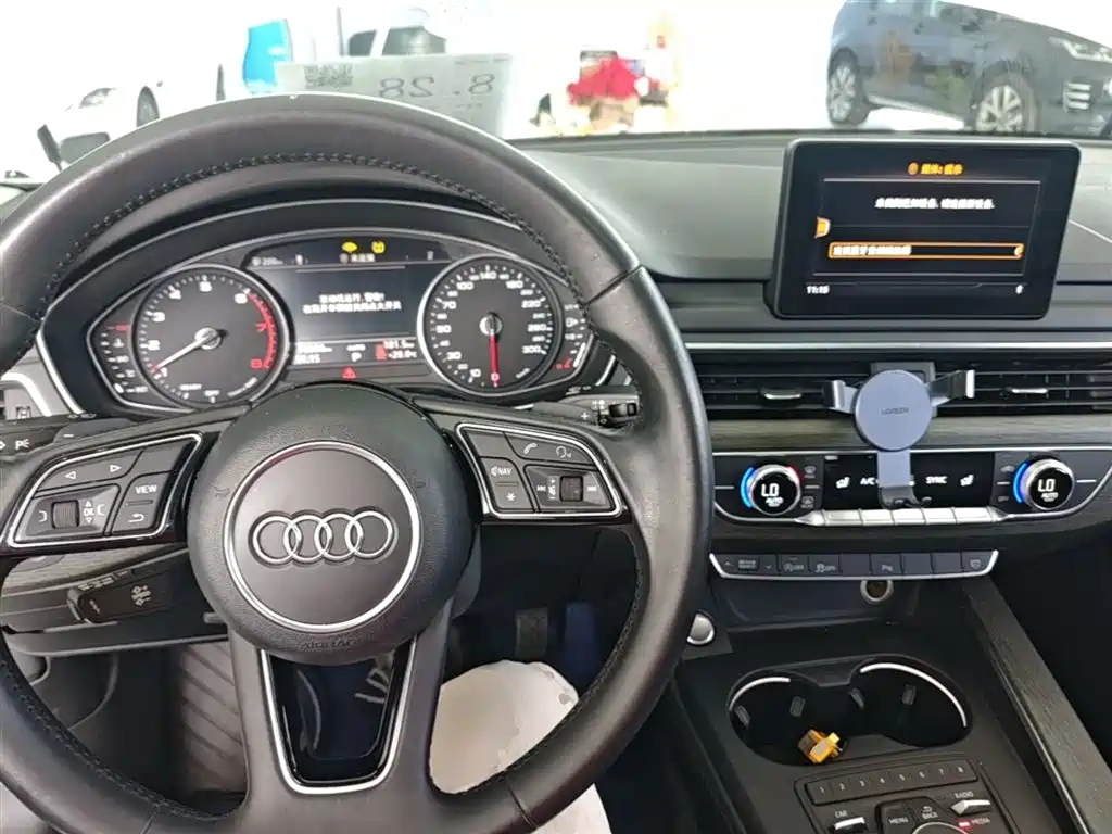 Audi A4L 2017 40 TFSI Style Edition фото 10