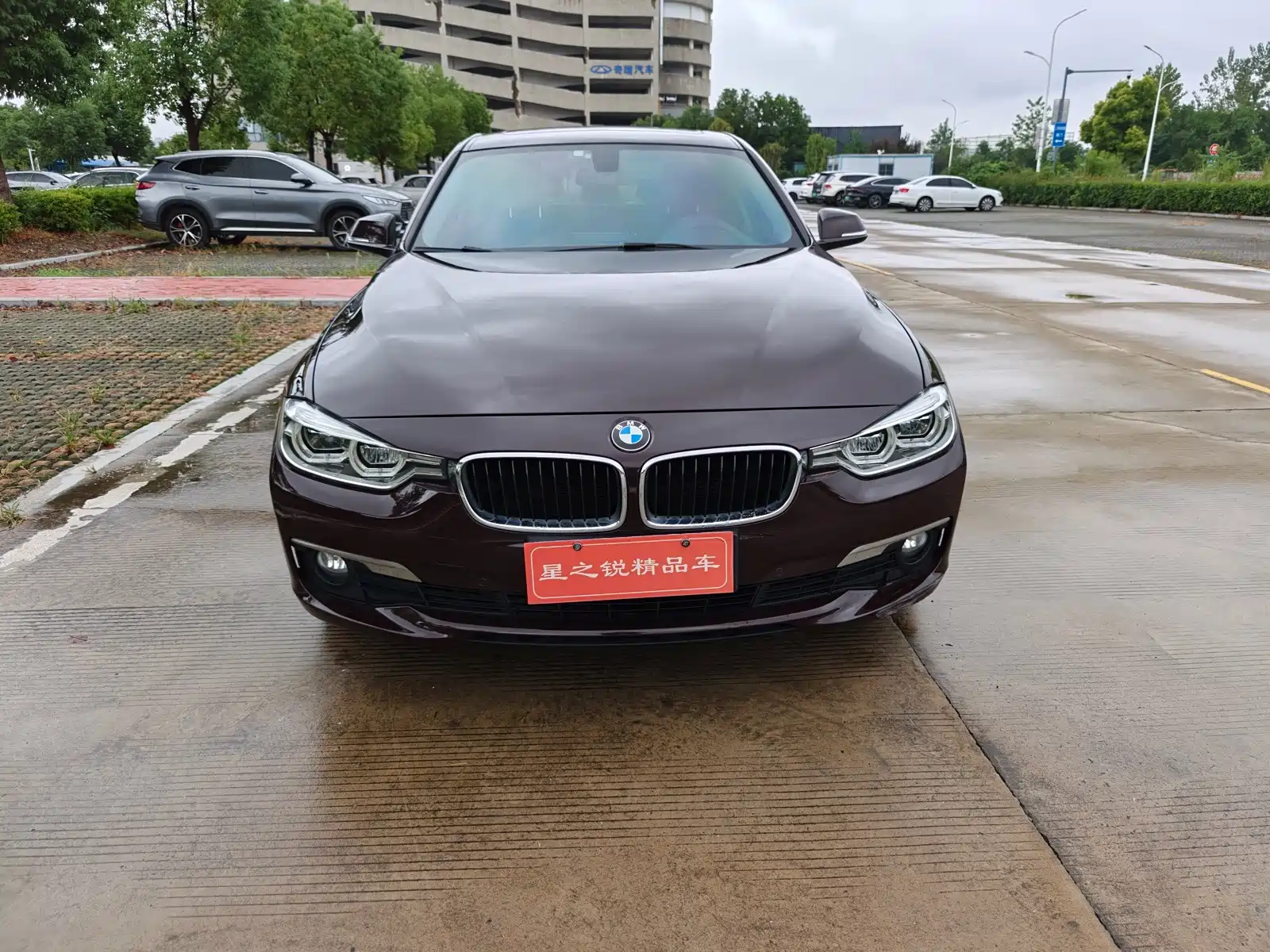 Фото 2 - BMW 3 Series