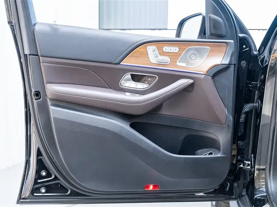 Mercedes-Benz GLS 2021 Facelift GLS 450 4MATIC Luxury фото 22