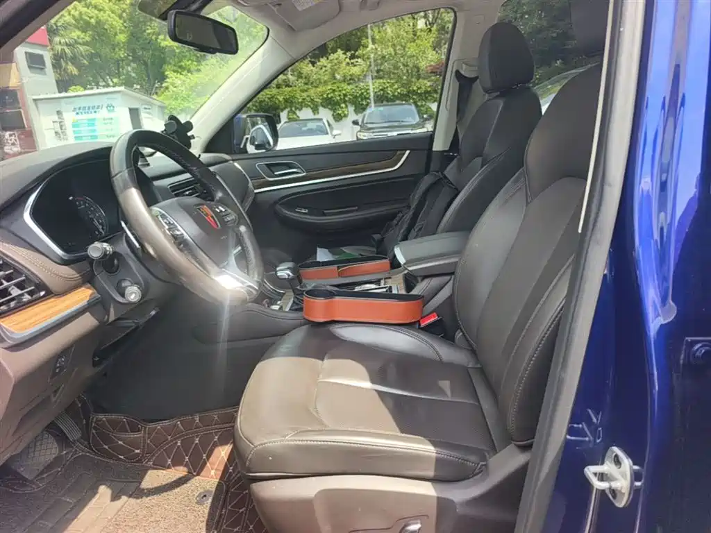 Roewe RX8 2020 2019 30T Intelligent Internet 2WD Flagship Edition