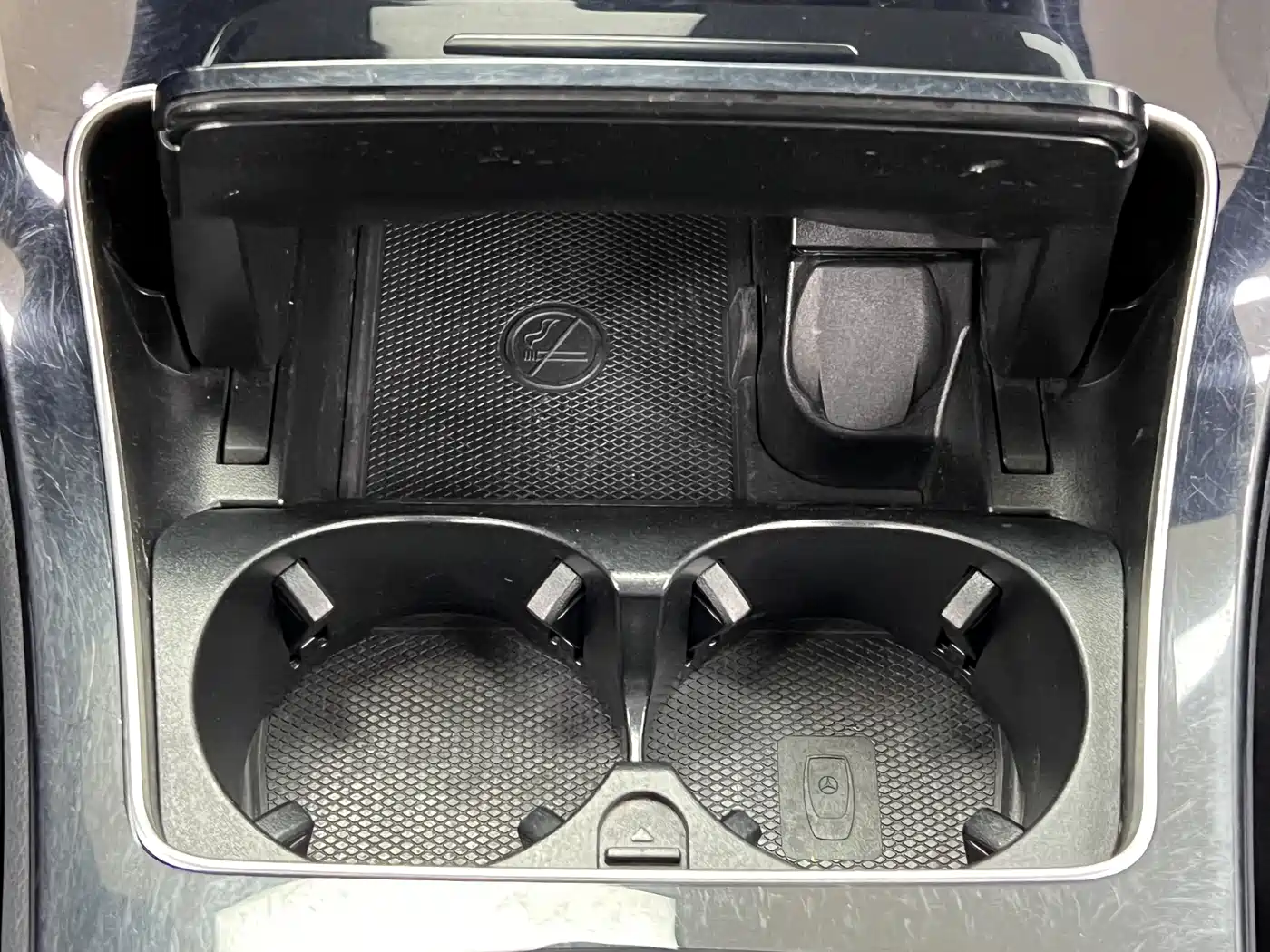 Mercedes-Benz GLC 2022 Model GLC 260 L 4MATIC Dynamic Edition фото 23