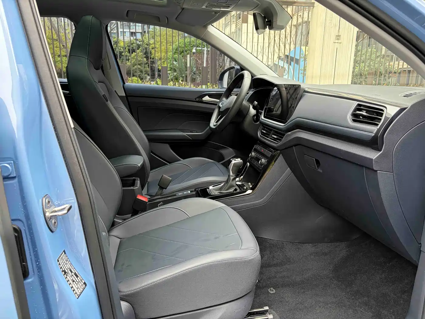 Volkswagen Tharu 2025 New Edge 300TSI Enjoyment Edition фото 9