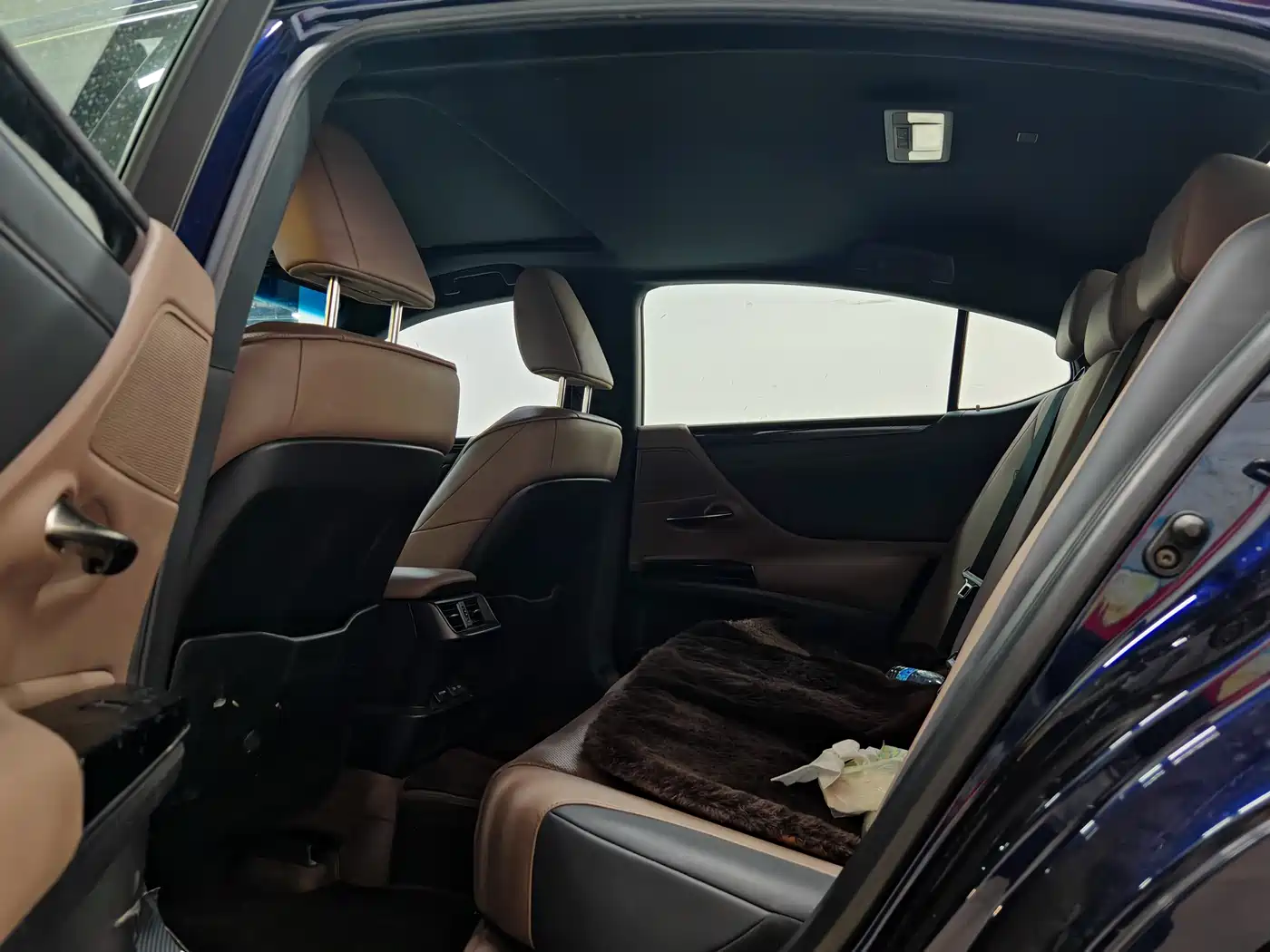 Lexus ES 2023 260 Excellence фото 6