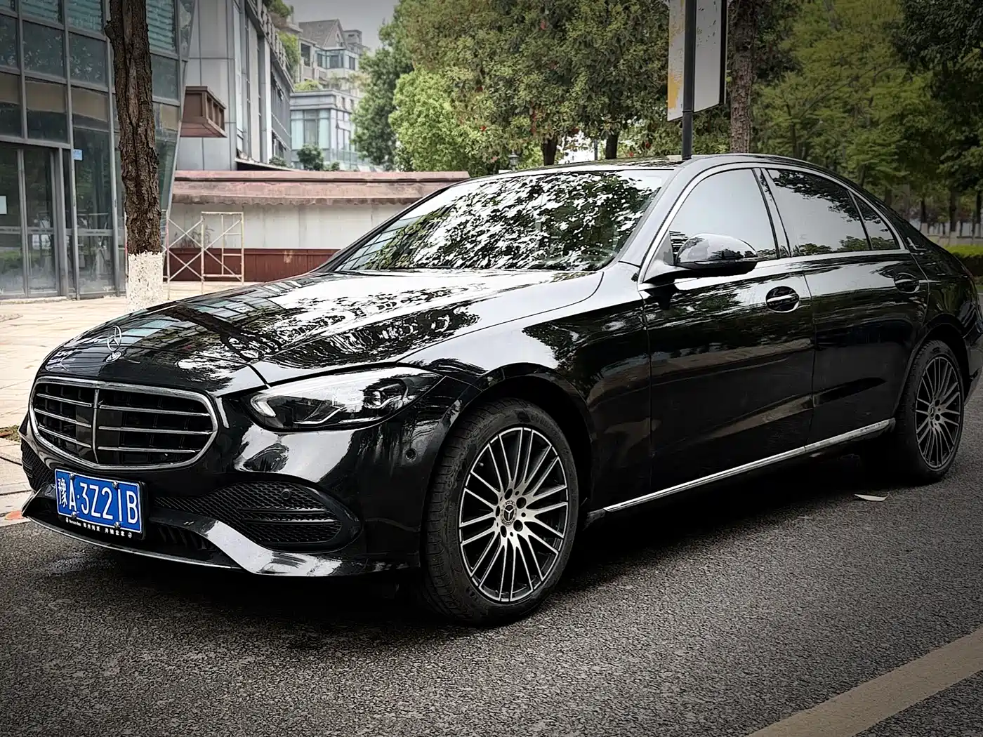 MERCEDES-BENZ C CLASS