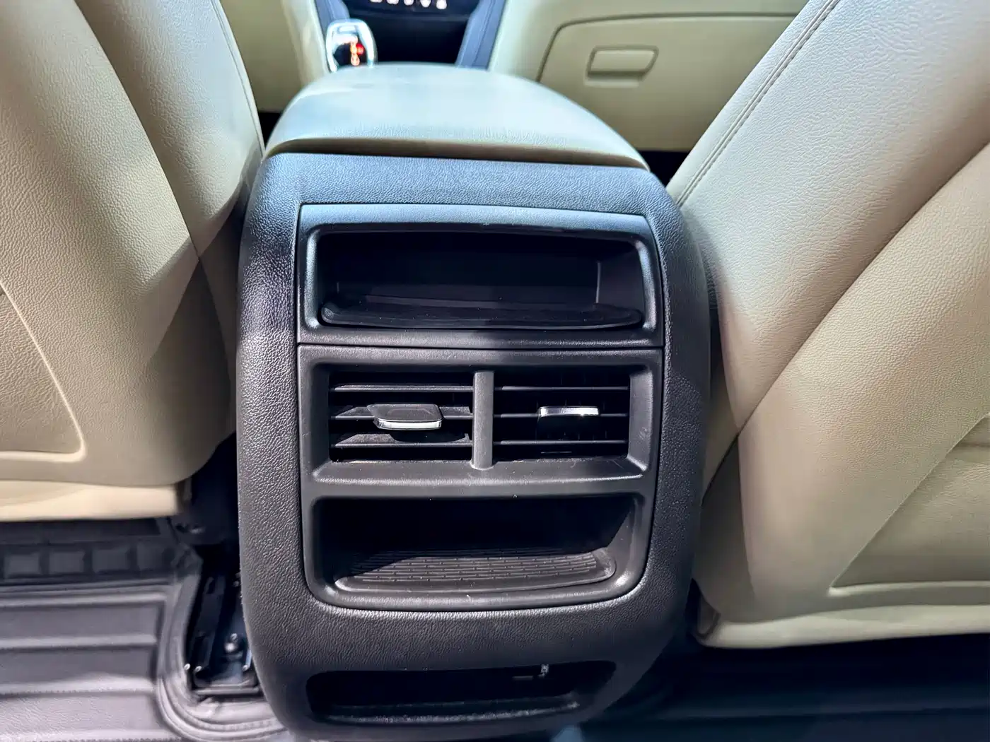 Cadillac XT5 2016 28T AWD Technology Model фото 18