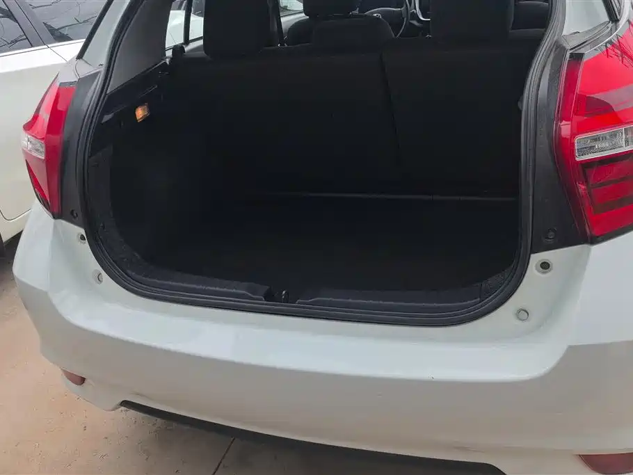 Toyota YARiS L Zhi Xuan 2019 1.5E CVT MeiDong Edition China VI фото 4