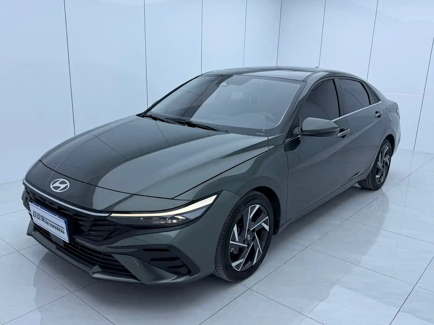 Hyundai Elantra 2023 Model 1.5L CVT LUX Premium Edition