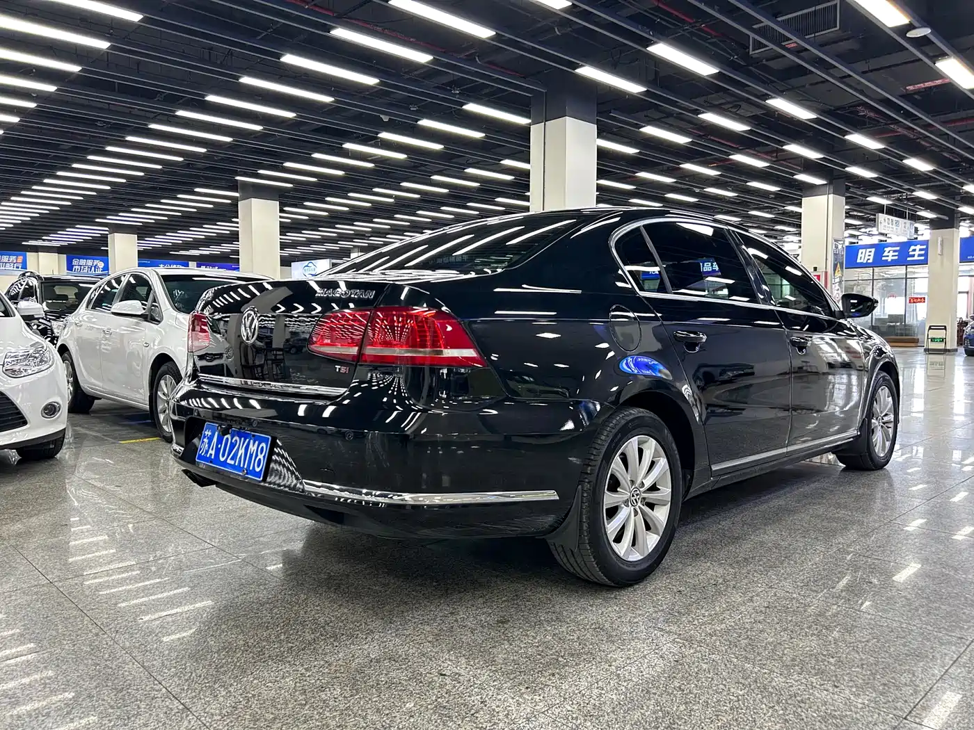 Фото 5 - Volkswagen Magotan