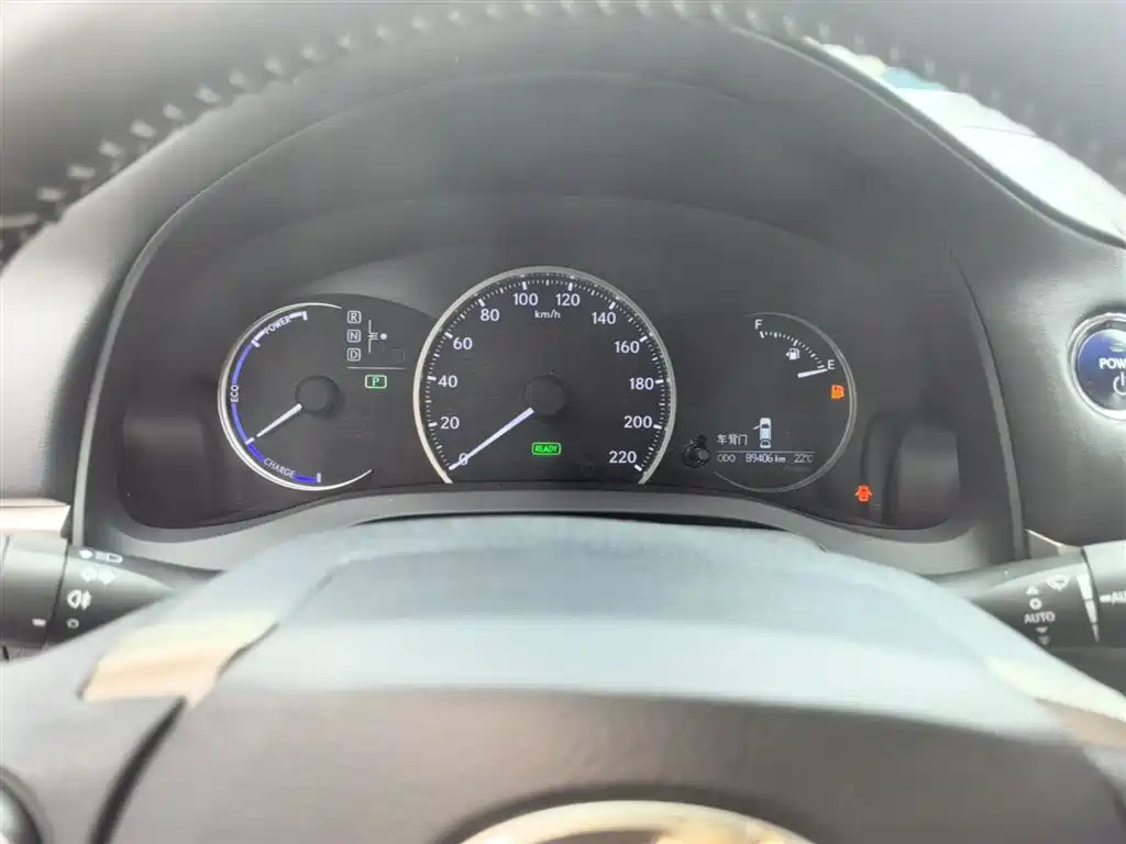 Lexus CT 2017 CT200h Comfort (Single Color, China V) фото 12