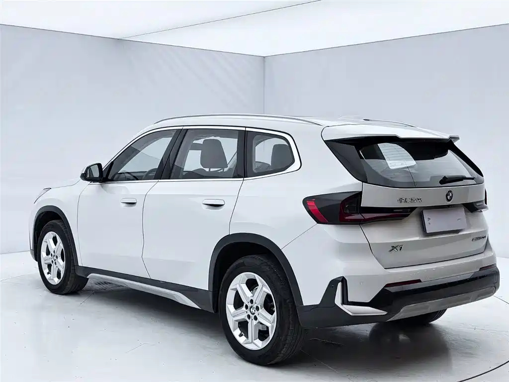 BMW X1 2023 sDrive20Li X Design Package фото 4