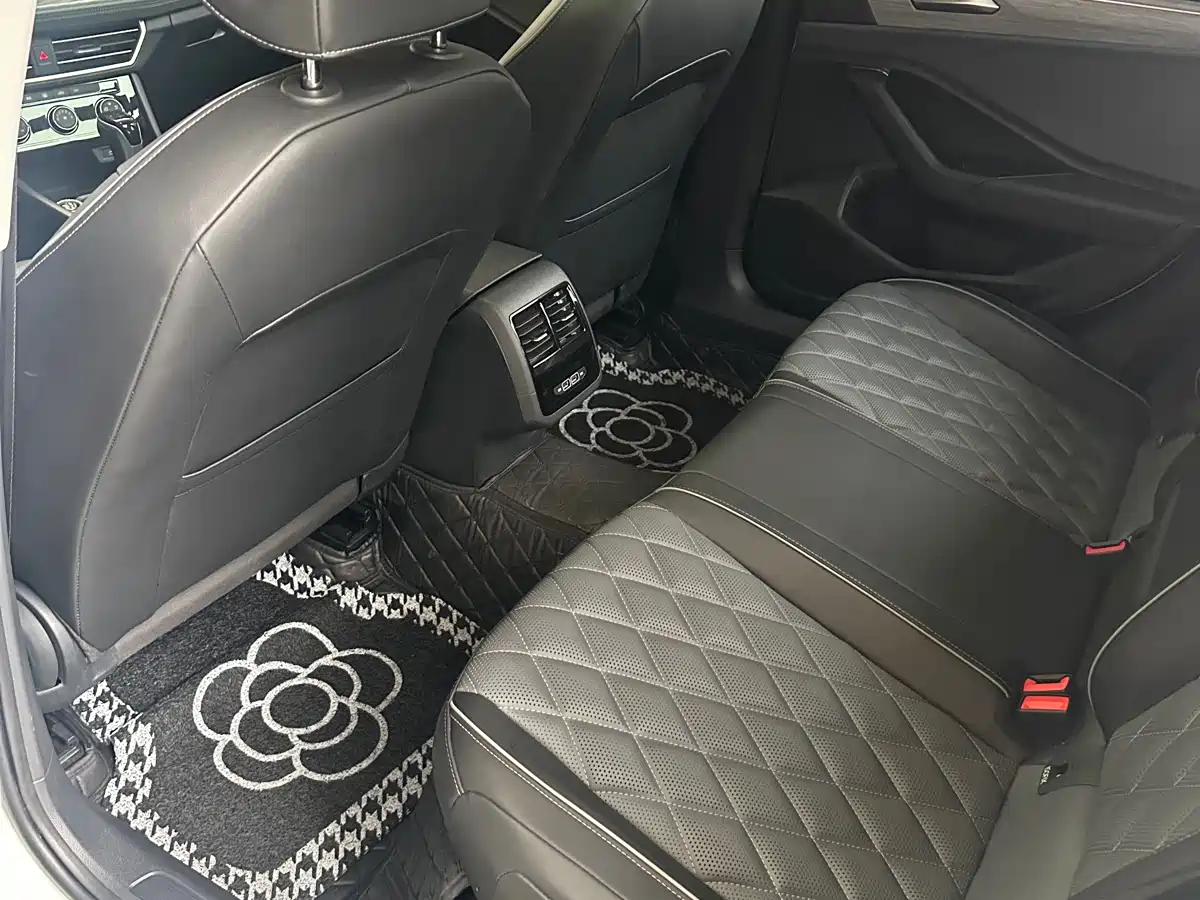 Volkswagen Sagitar 2024 300TSI DSG Surpass Edition фото 23