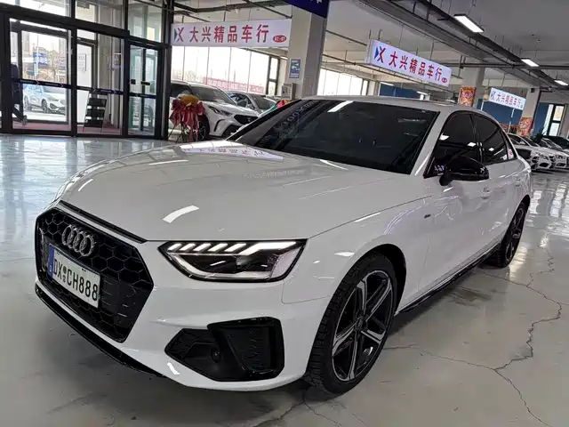Audi A4L 2024 40 TFSI Luxury Dynamic