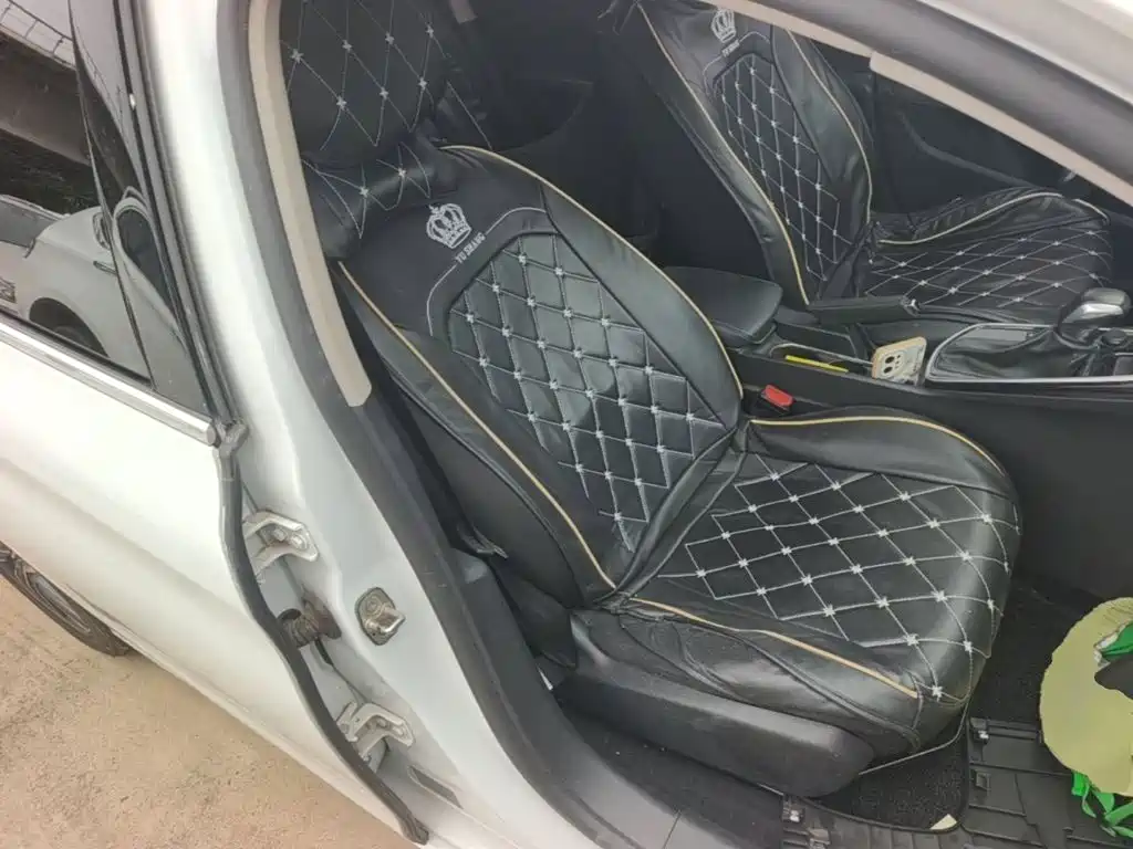 Peugeot 308 2019 2019 1.6L Automatic Luxury Version China V