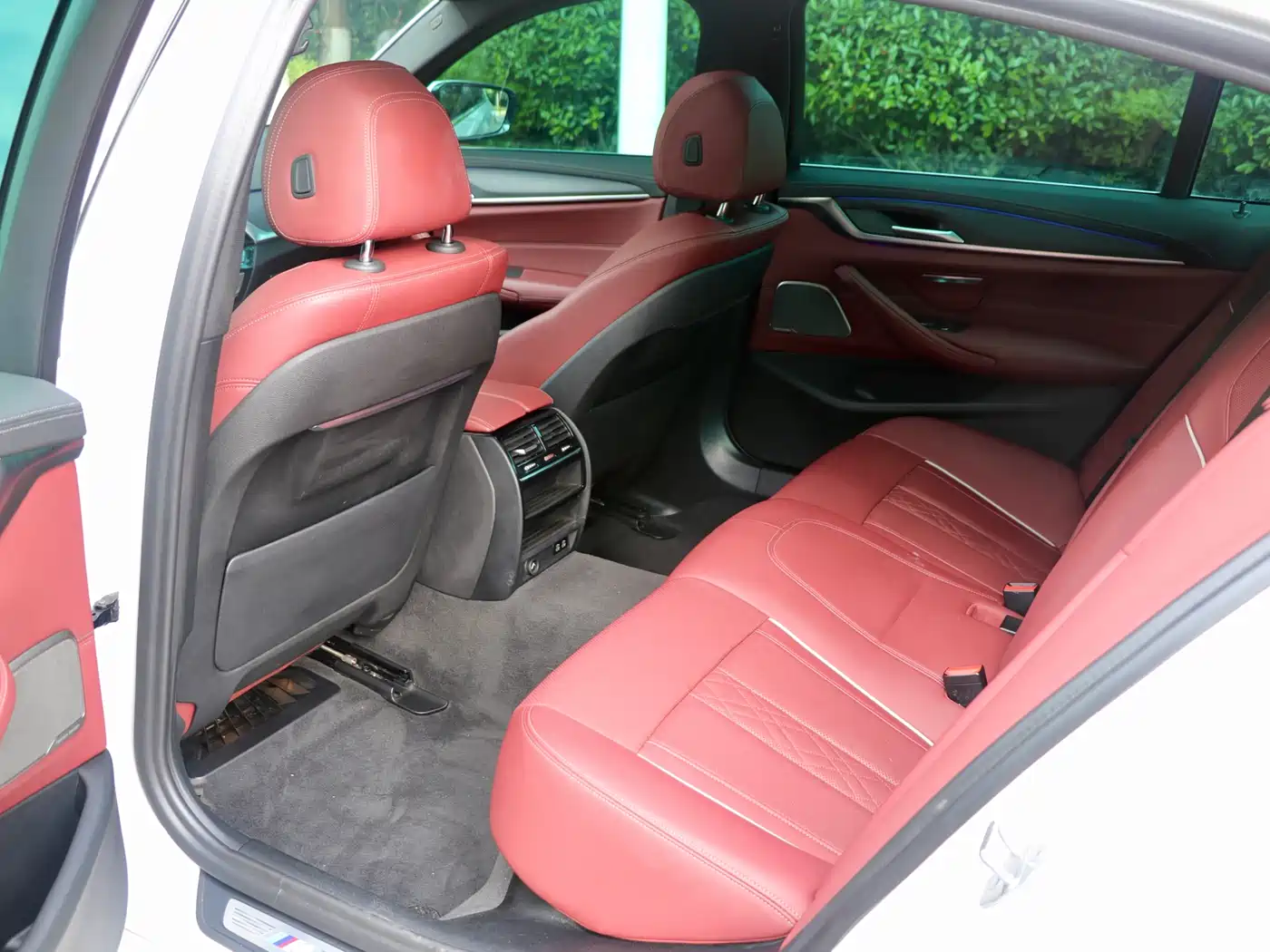 BMW 5 Series 2021 530Li Leading M Sport Package фото 10