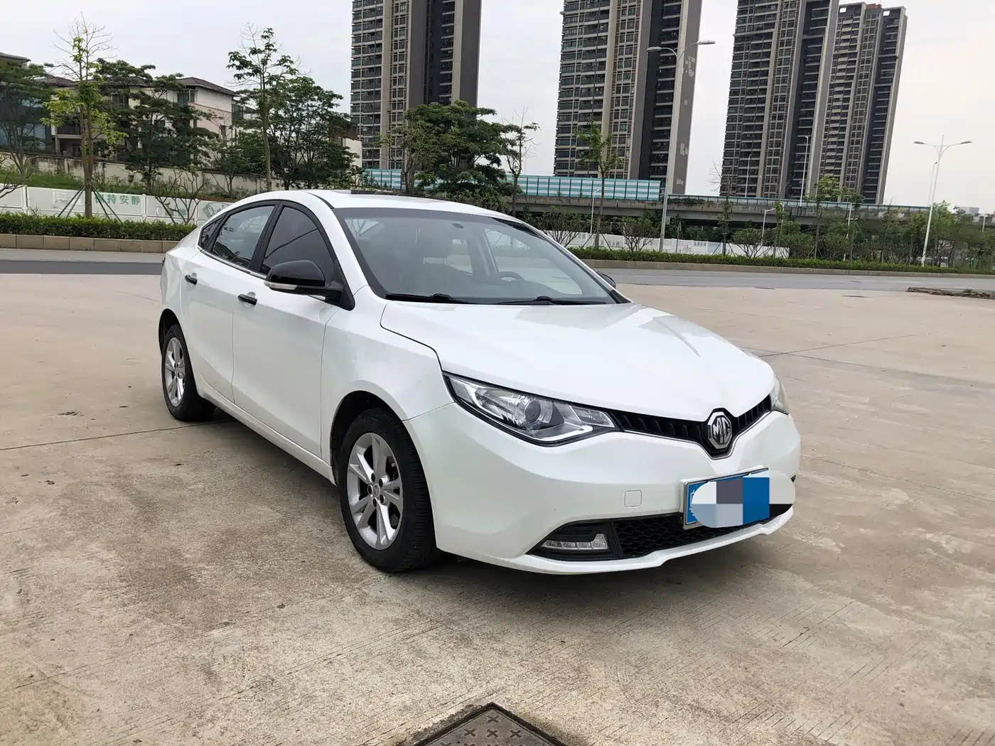 MG GT 2016 2016 Model 1.5T Automatic Premium Luxury Edition