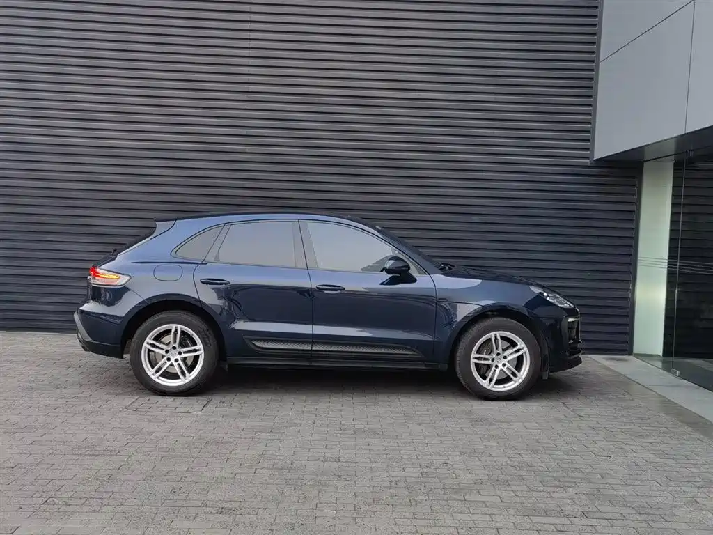 Porsche Macan 2023 Macan 2.0T фото 3