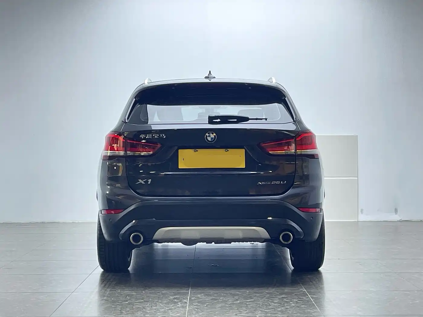 BMW X1 2021 xDrive25Li Exclusive фото 4