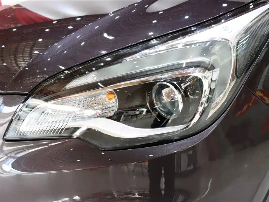 Buick Envision Plus 2017 20T FWD Premium фото 18