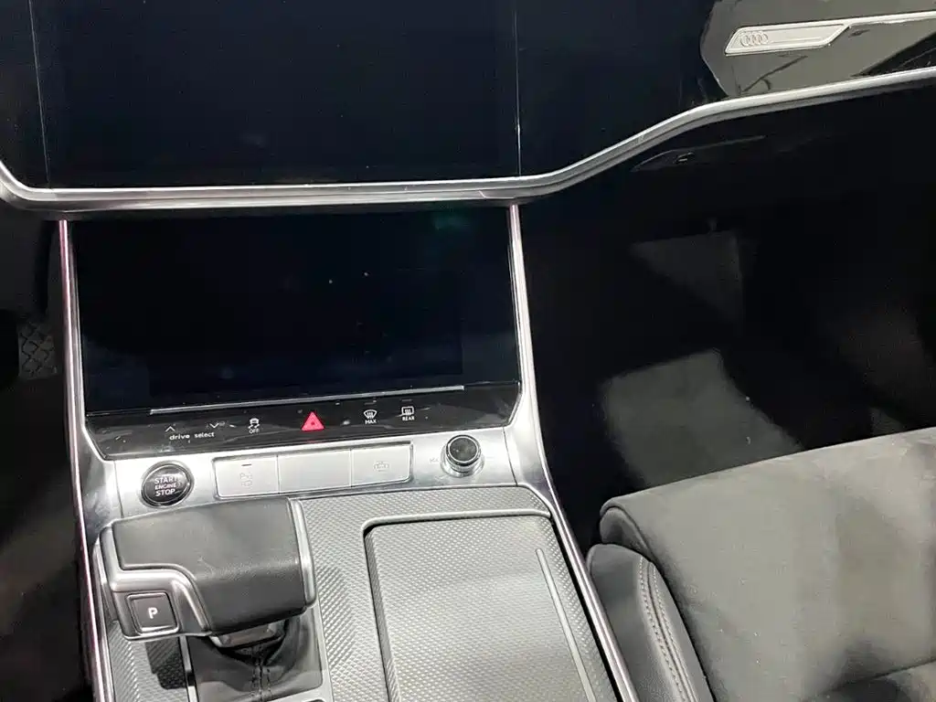 Audi A6L 2024 45 TFSI Premium Dynamic фото 10