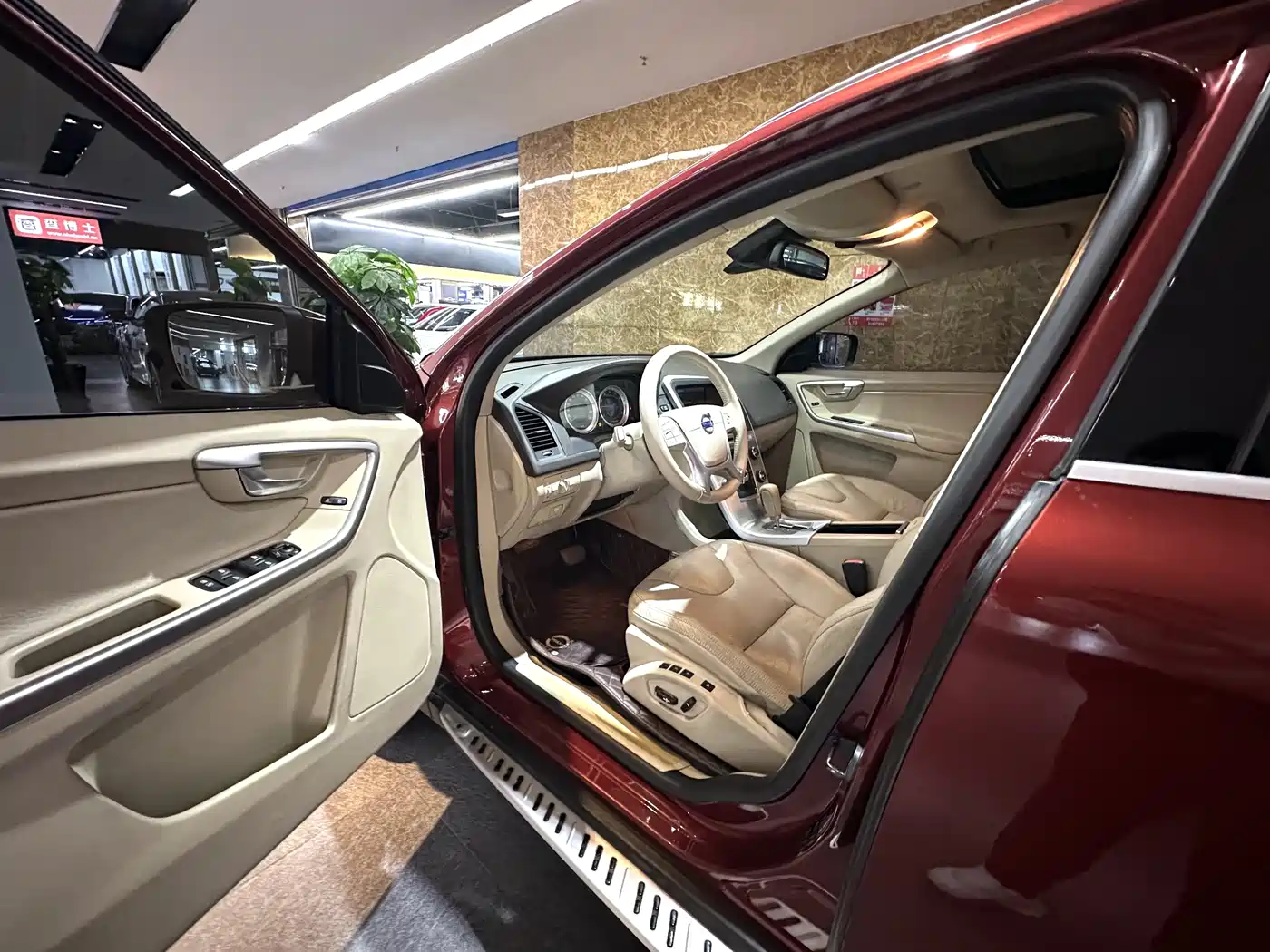 Photo 12 - Volvo XC60 (Import)