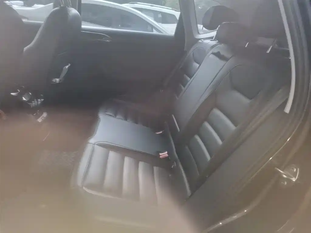 Volkswagen Tharu 2020 280TSI 2WD Comfort Edition China VI фото 17