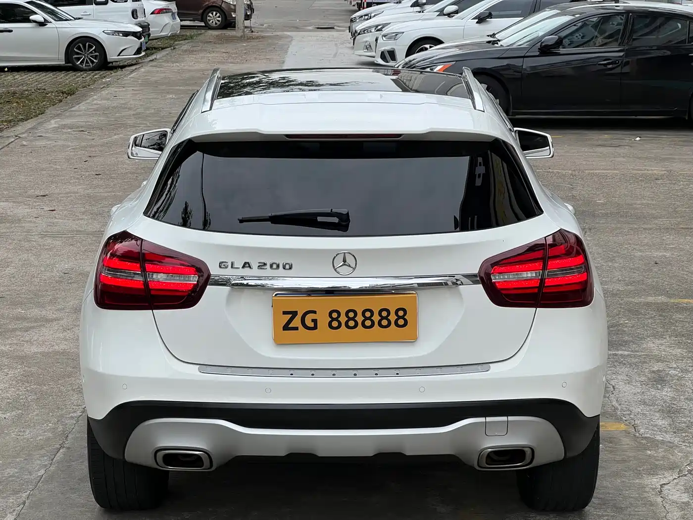Mercedes-Benz GLA 2017 GLA 200 Fashion фото 5