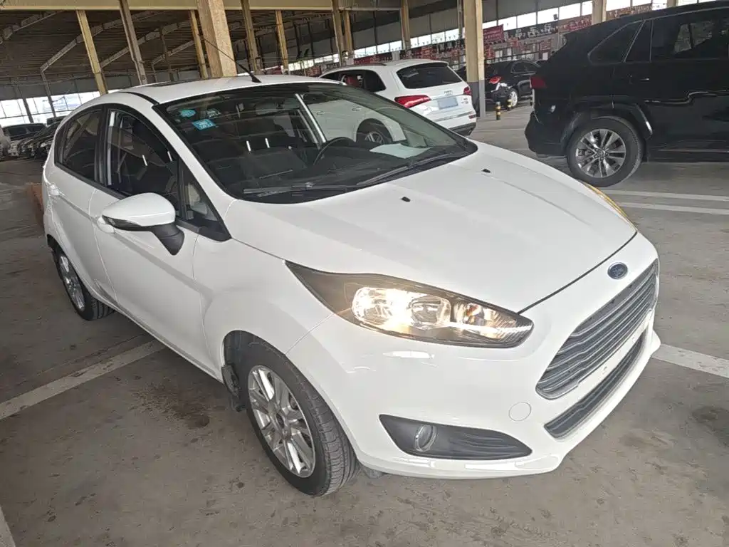 Ford Fiesta 2016 2013 Hatchback 1.5L Automatic Premium