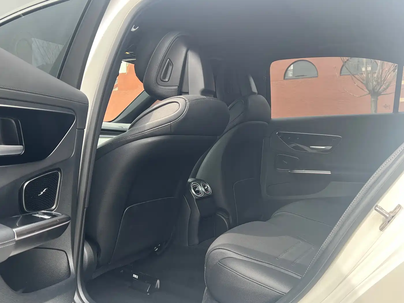Mercedes-Benz C-Class 2024 C 260 L Sport фото 8