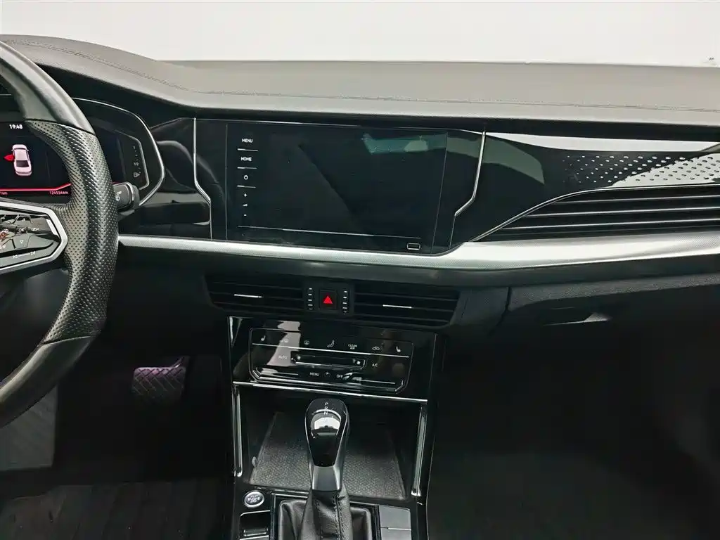 Volkswagen Passat 2023 330TSI Elite Edition фото 12