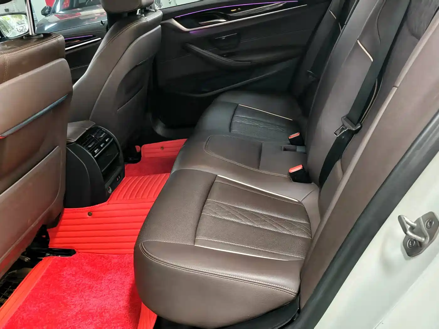 BMW 5 Series 2021 525Li M Sport Package фото 6