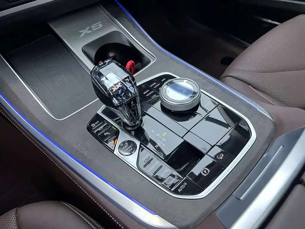 BMW X5 2022 xDrive 30Li Premium M Sport Package фото 22