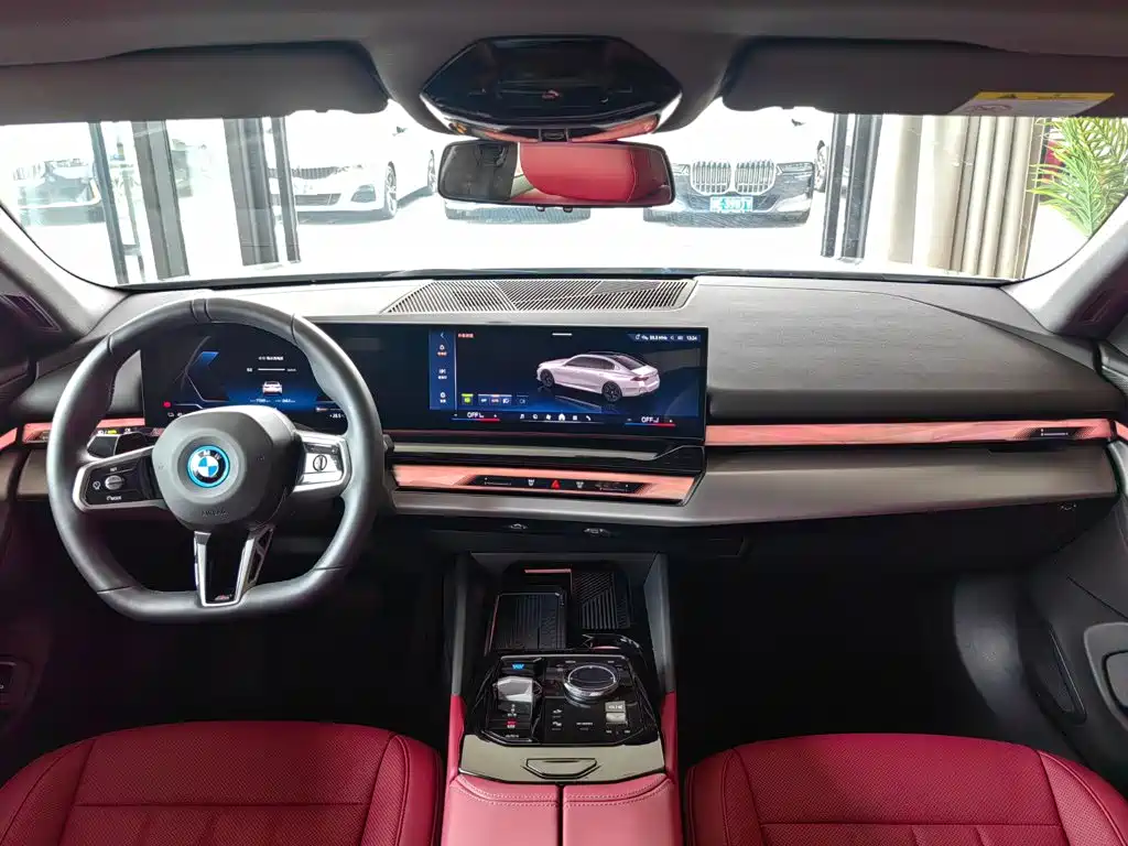 BMW i5 2026 2025 eDrive 35L M Sport Package