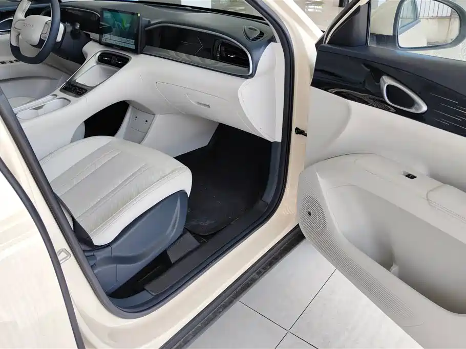 Geely Galaxy Starry Wish 2025 310km Youth Edition фото 8