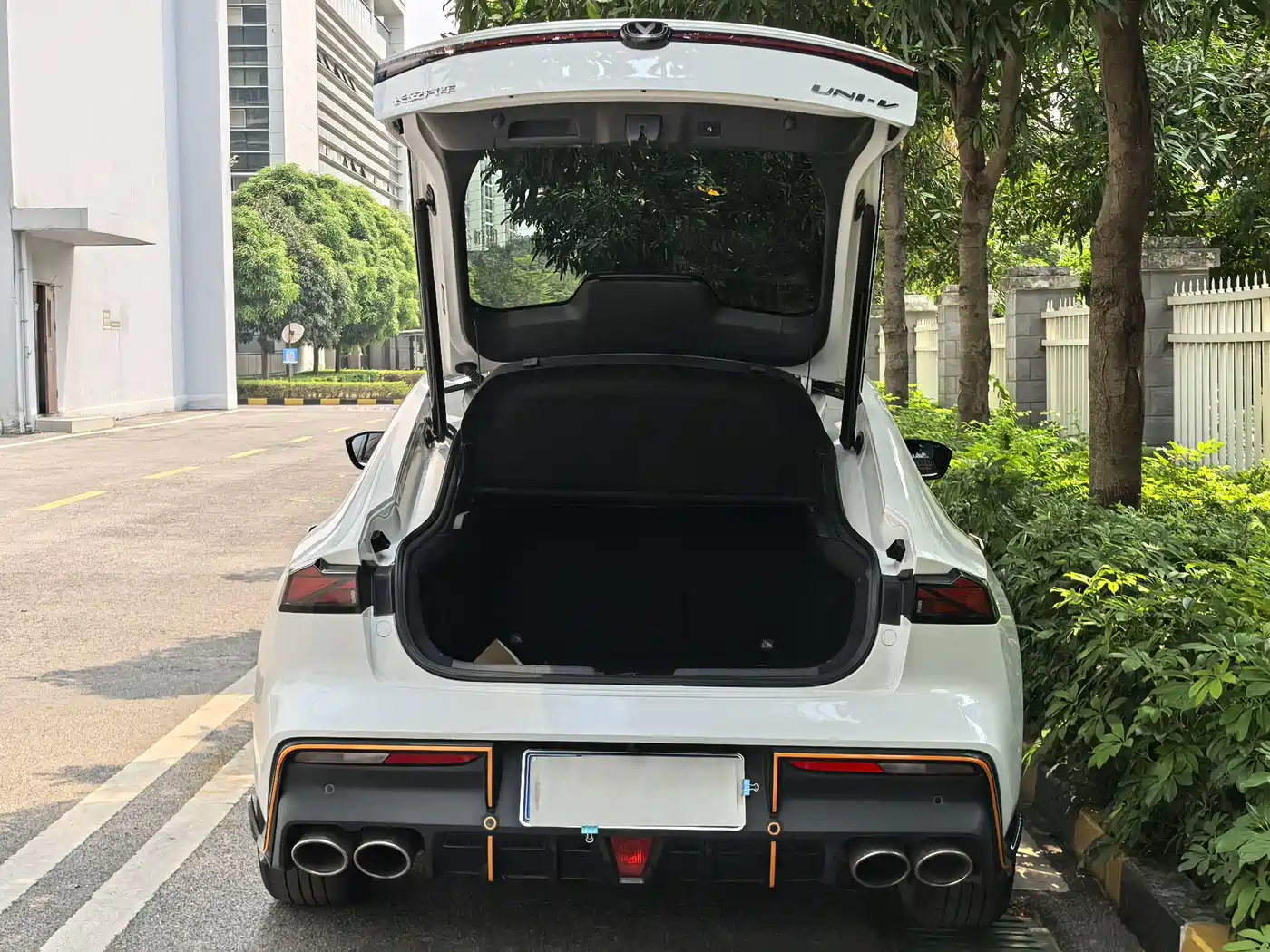 CHANGAN UNI-V