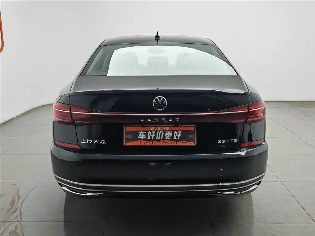 Volkswagen Passat 2023 330TSI Elite Edition фото 4