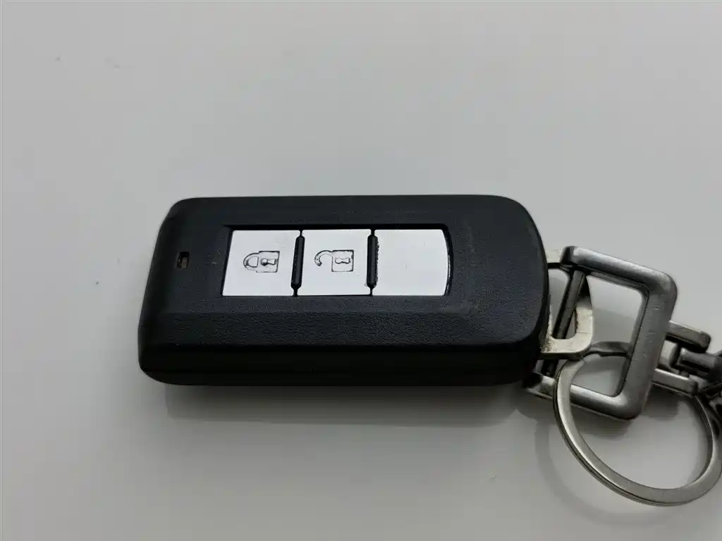 Mitsubishi ASX 2013 2.0L CVT 2WD Luxury фото 19