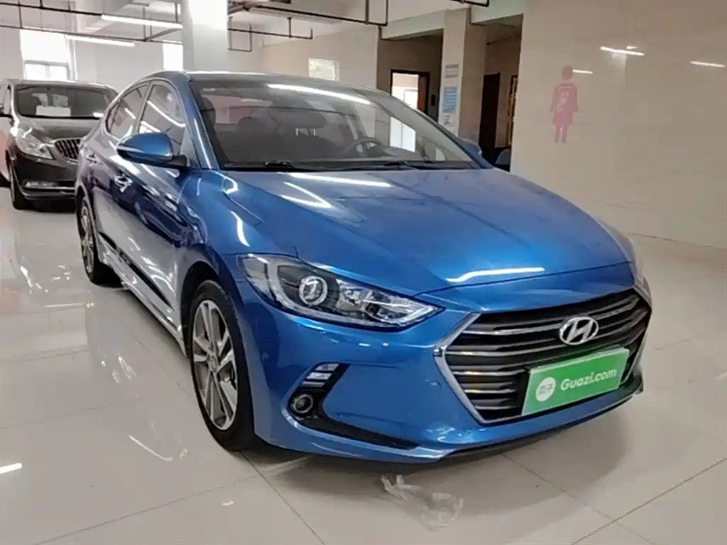Hyundai Elantra 2016 Model 1.6L Automatic Smart Elite фото 4