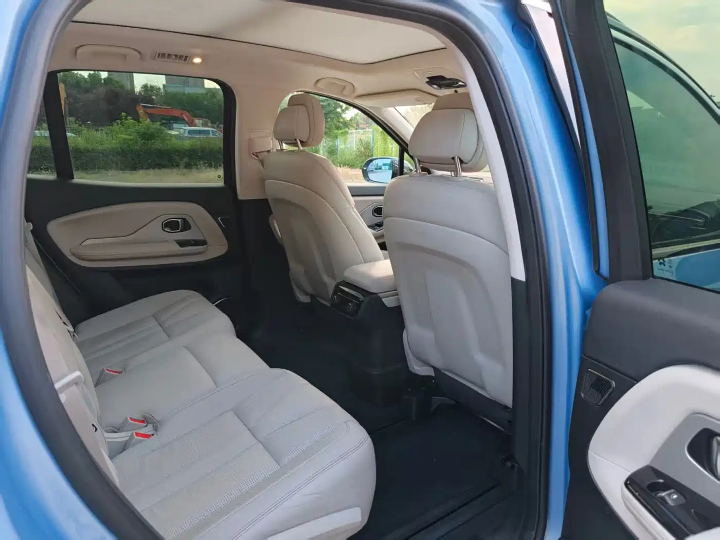 NIO ES8 2019 2018 355KM Base Model 7-Seater Version