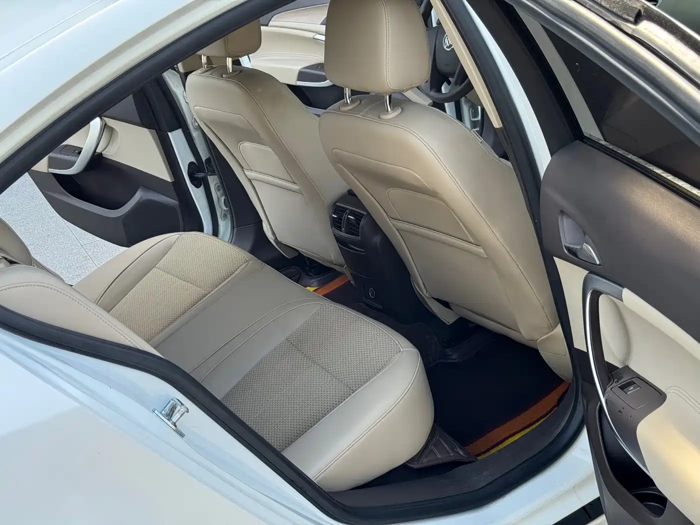 Buick Regal 2012 Model 2.0L Comfort фото 19