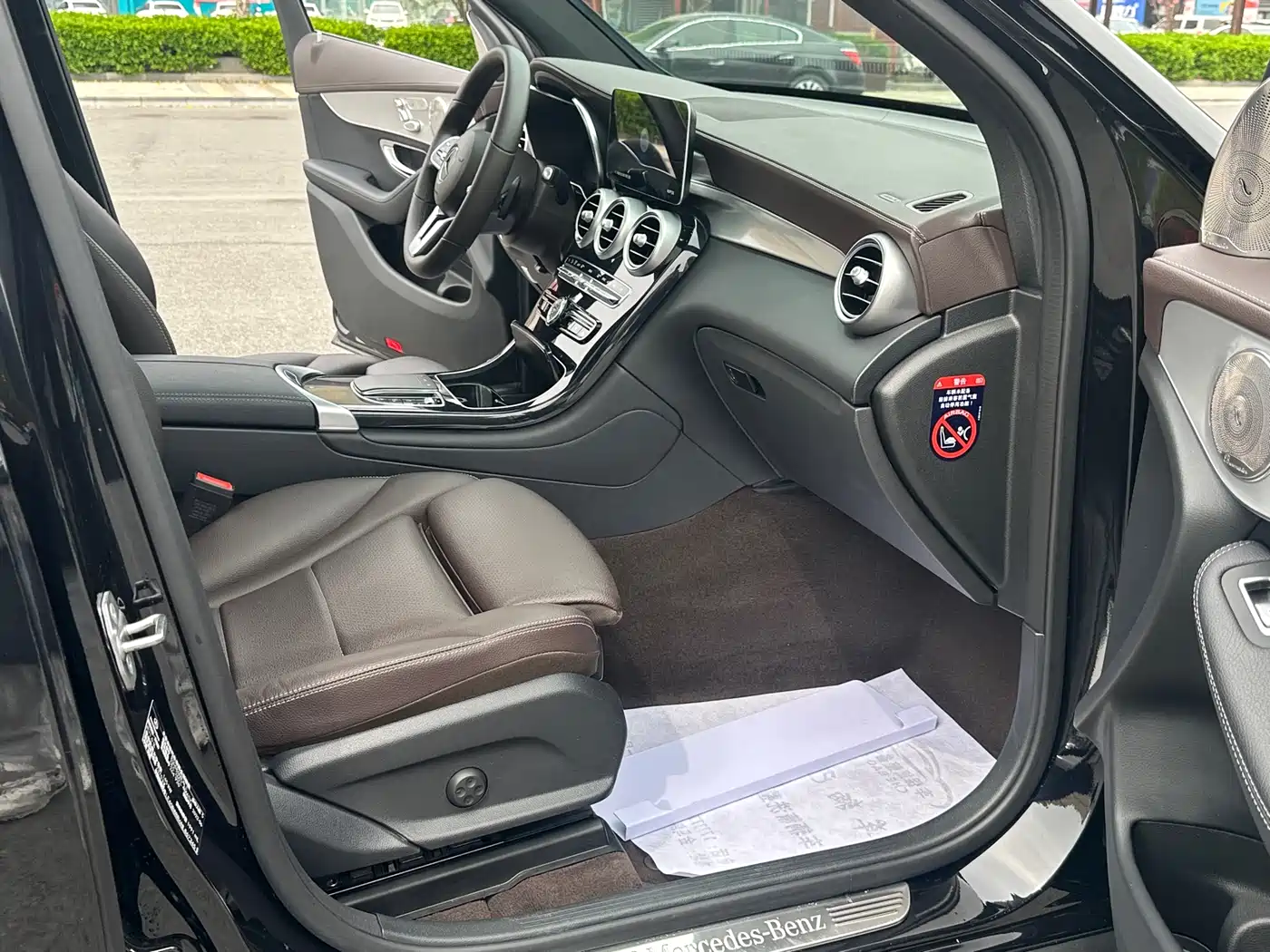 Mercedes-Benz GLC 2022 Facelift III GLC 260 L 4MATIC Dynamic фото 11