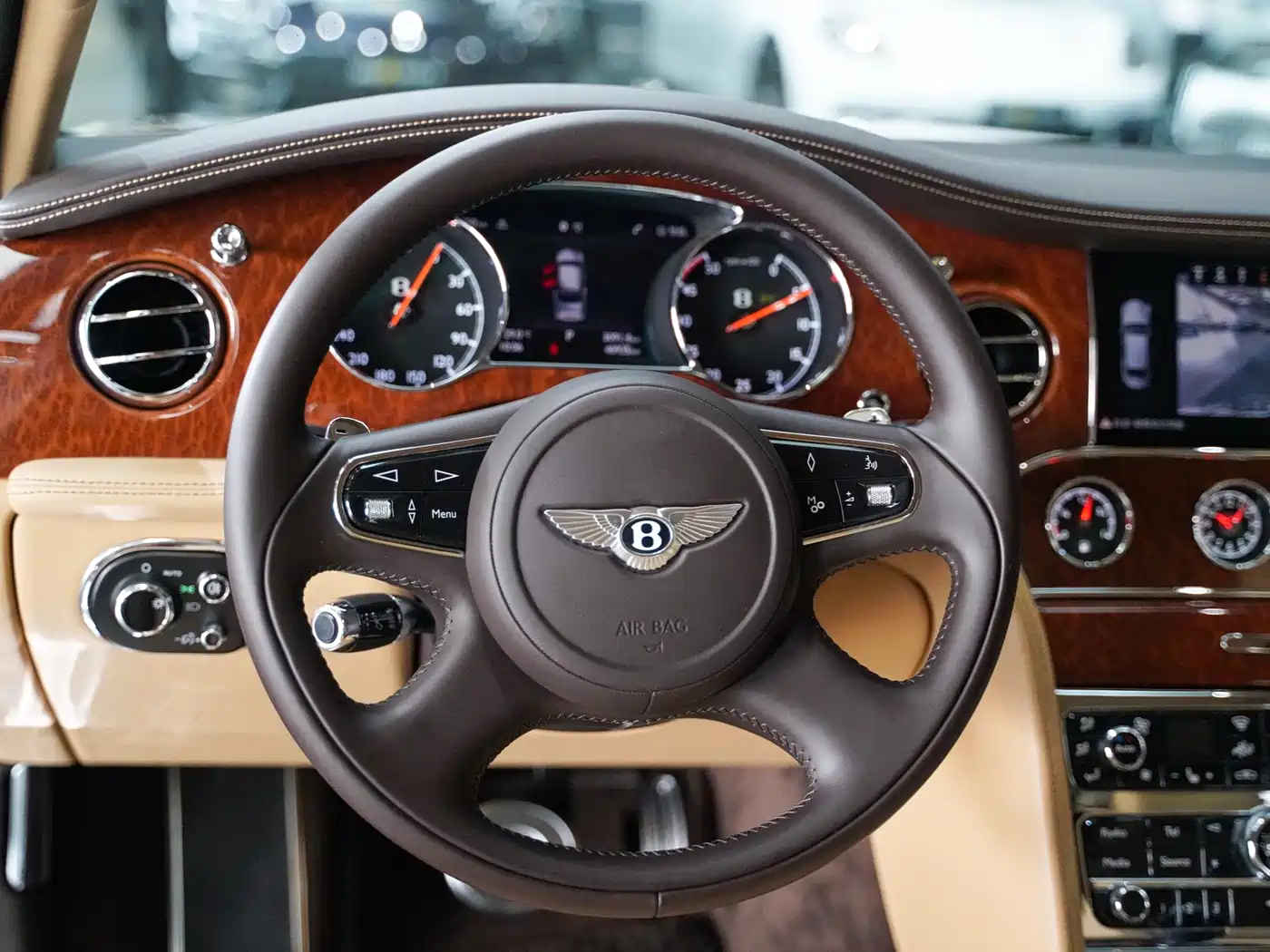 Bentley Mulsanne 2017 6.8T Long Wheelbase фото 20
