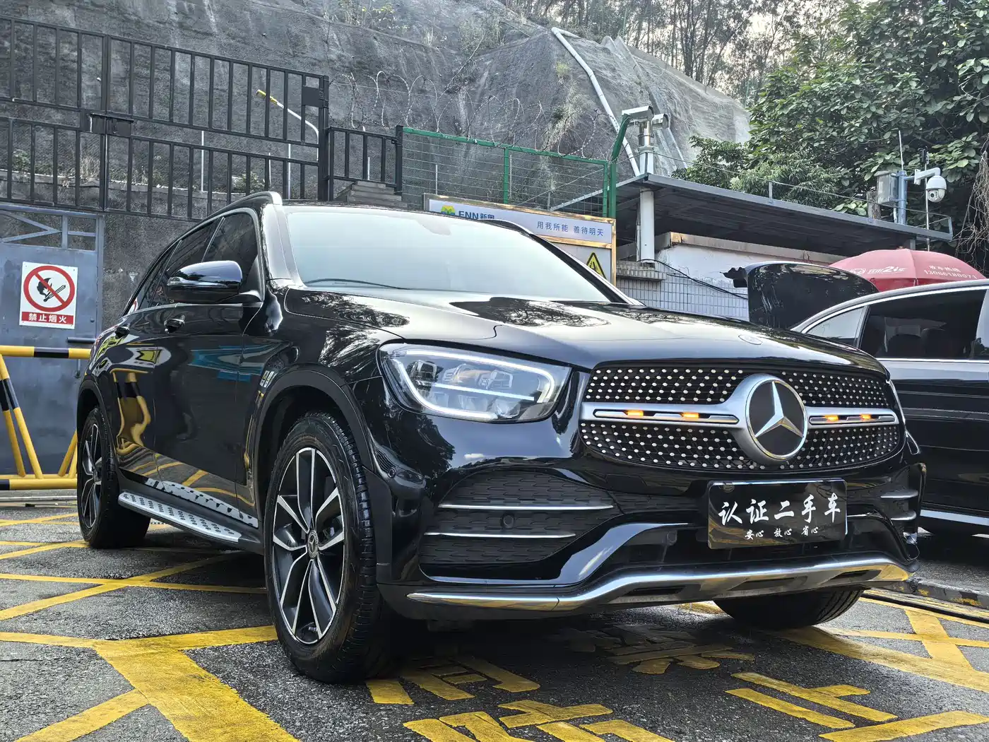 Mercedes-Benz GLC 2022 Model GLC 260 L 4MATIC Luxury Edition фото 3