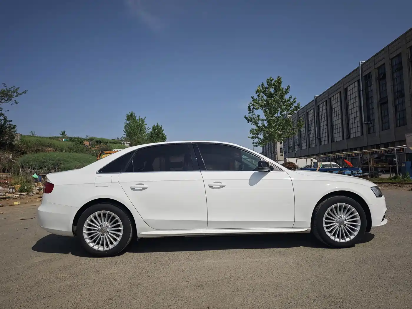 Audi A4L 2015 35 TFSI Auto Comfort фото 15
